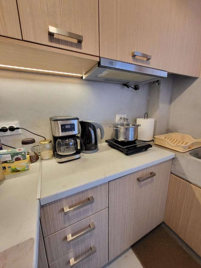 Best Vfm In Athens Apartment Екстериор снимка