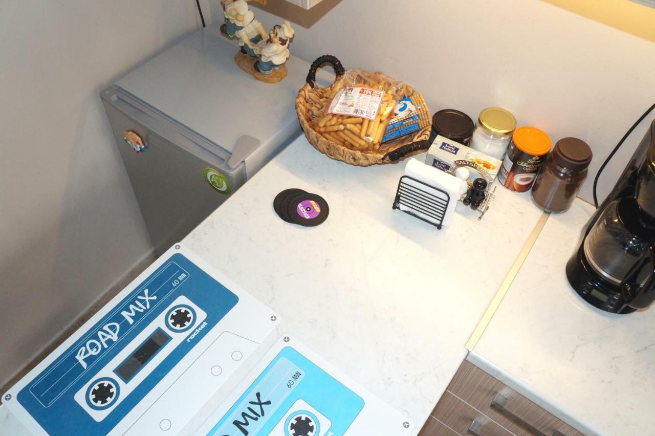 Best Vfm In Athens Apartment Екстериор снимка