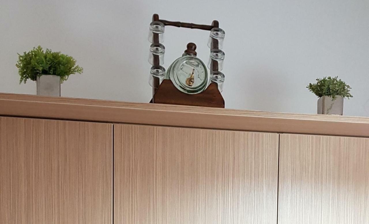 Best Vfm In Athens Apartment Екстериор снимка